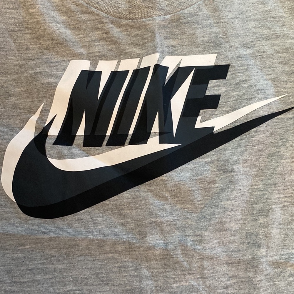 Nike short sleeve t-shirt bundle - Picture 6 of 8